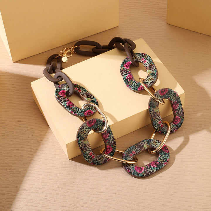 Patterned Necklace