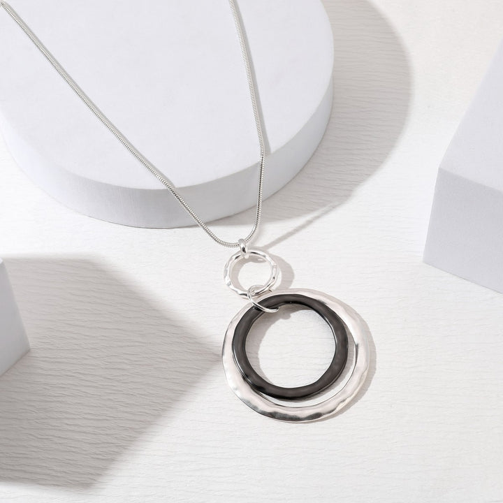 Two Circles Necklace