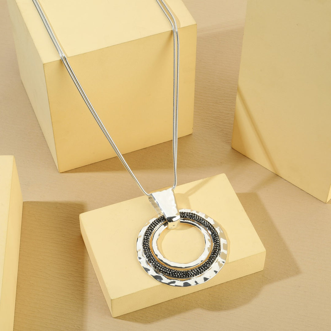 Oval Pendant Necklace