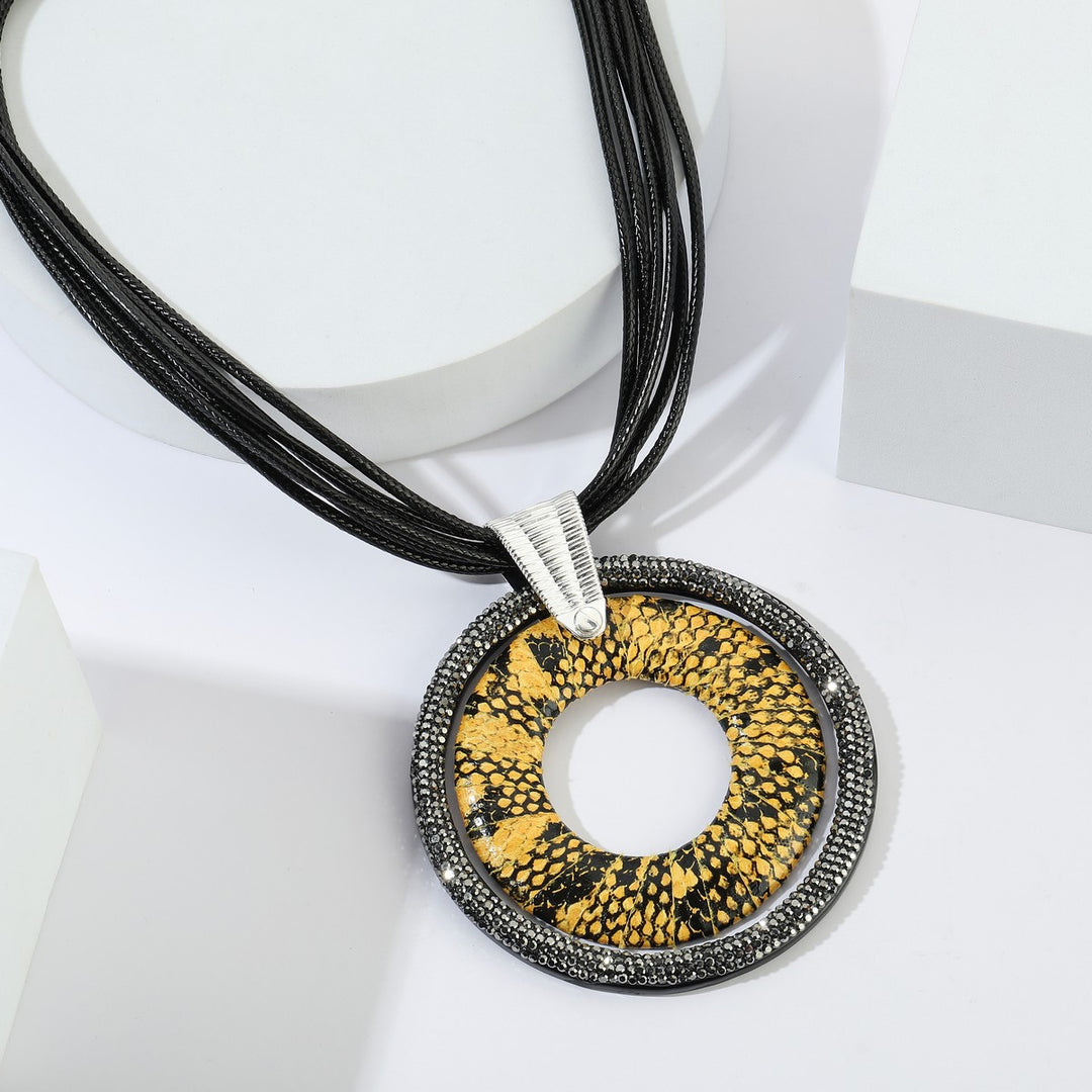 Big Circle With Hole Pendant Necklace