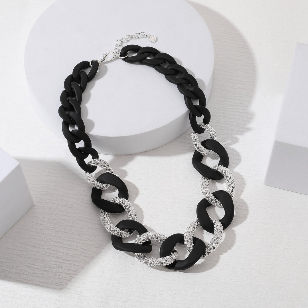 Strong Chain Effect Necklace