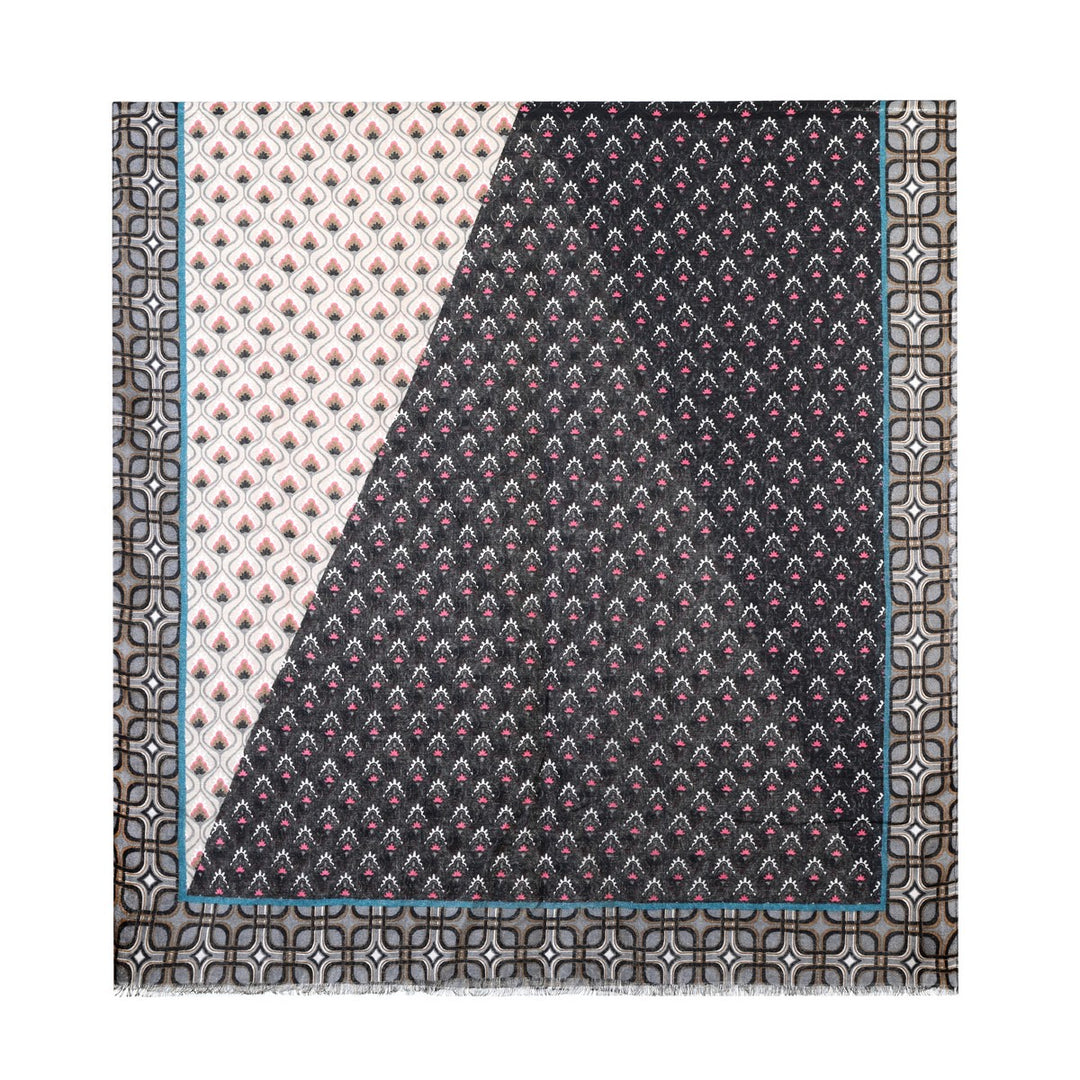 Eye Dotted Print With Plain Leaf Print Border Scarf