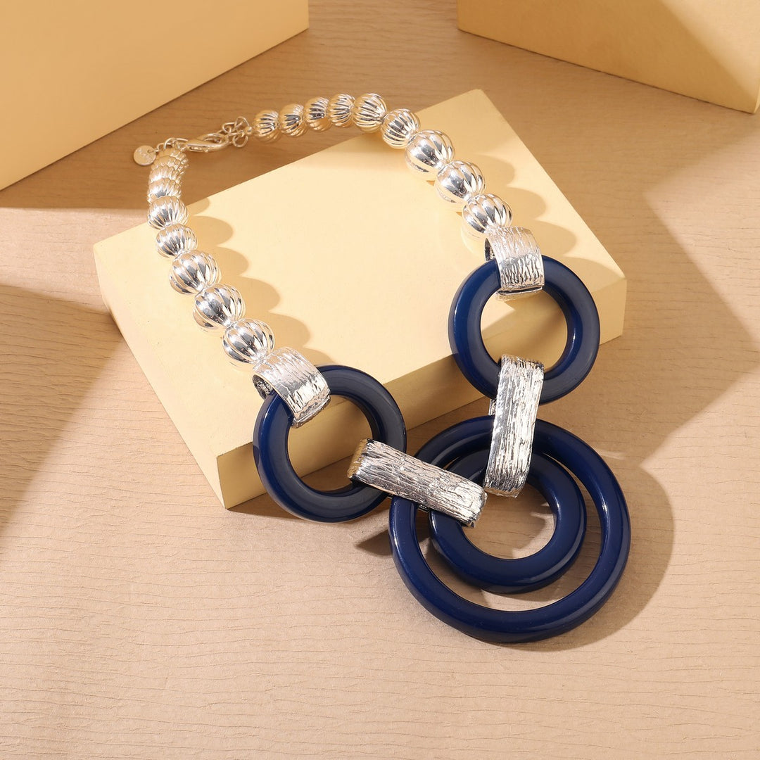 Strong Chain Circles Necklace