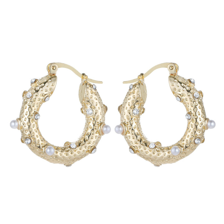 Pearls In Circle Earrings