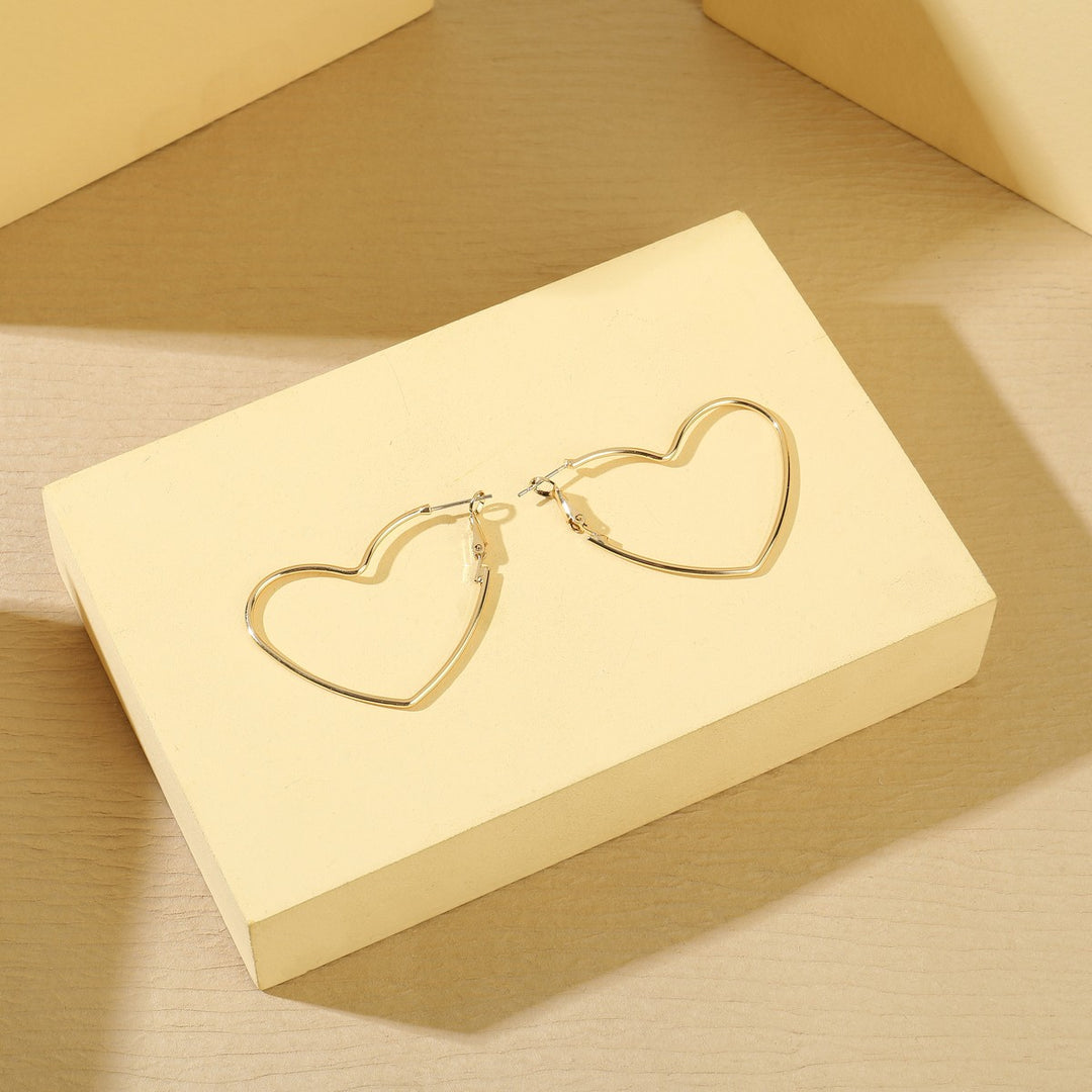 Hallow Heart Earrings